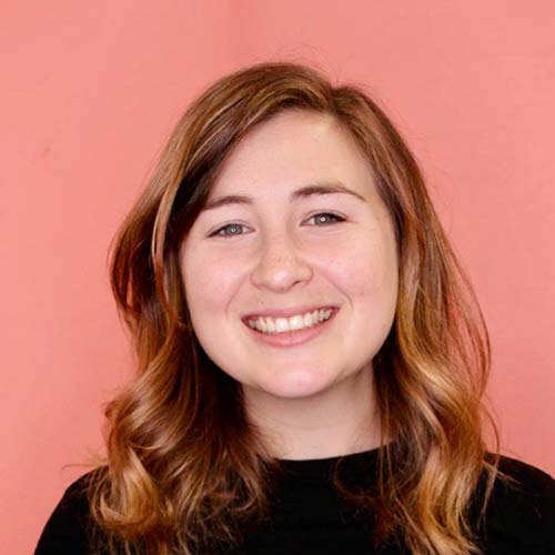 Dani Headshot